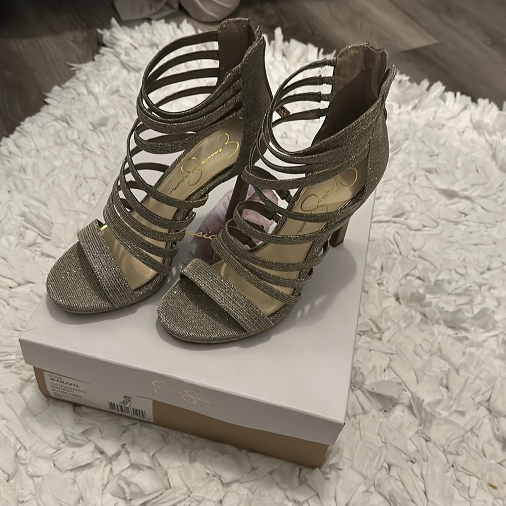 Jessica Simpson size 8medium gold/silver multi glitter harbor-Palkaya